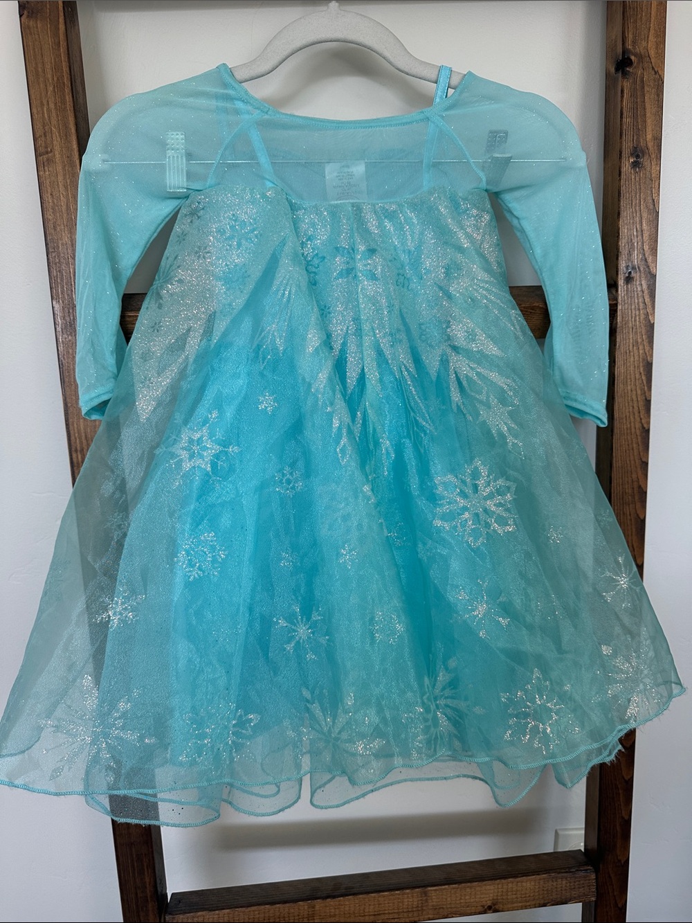 Disney Elsa Halloween costume - Picture 2 of 7